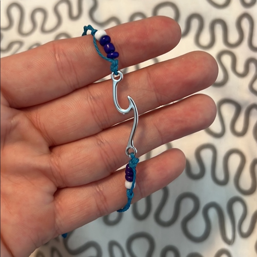 Multiple adjustable bracelets - Picture 10 of 10